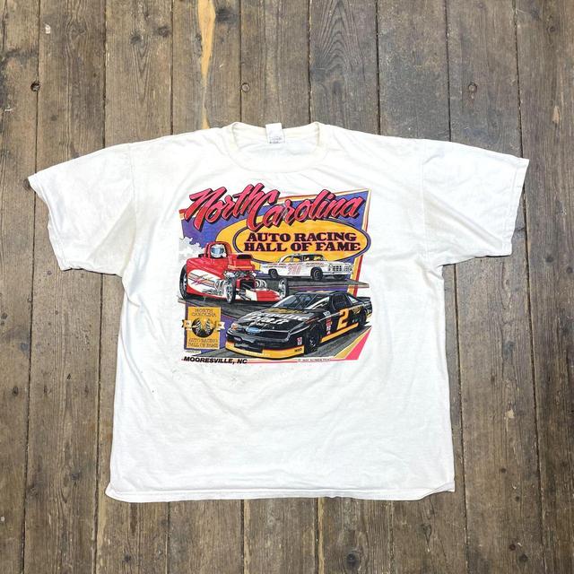 Vintage Men's T-shirt - White - XXL on Productcaster.