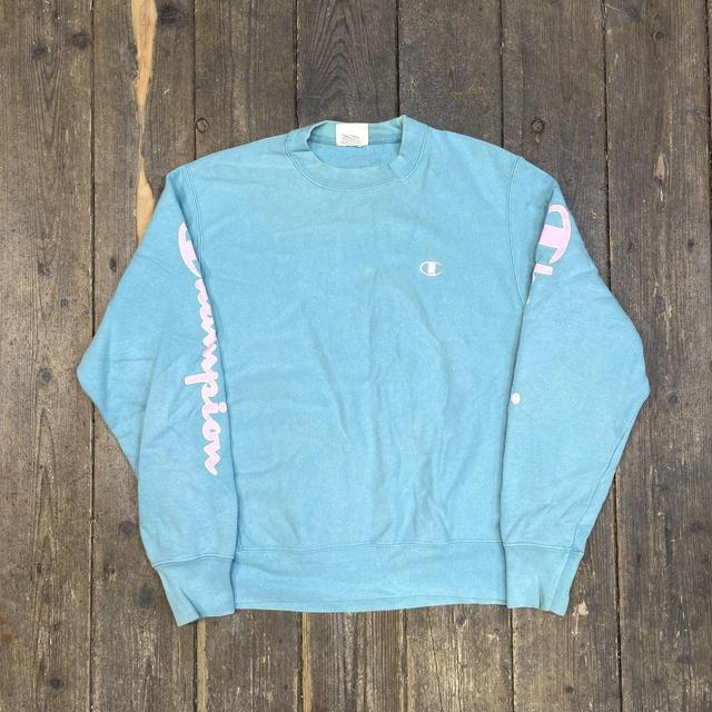 Champion Women's Sweatshirt - Blue - M on Productcaster.