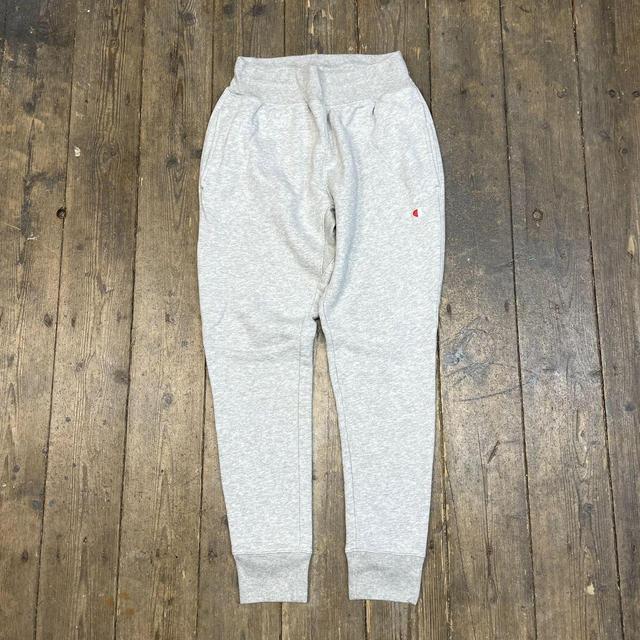 Champion Women's Sweatpants - Grey - M on Productcaster.