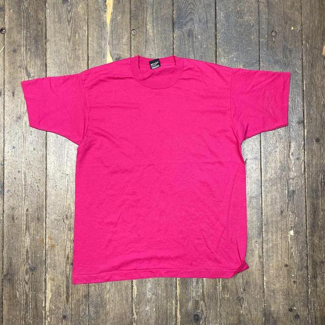 Vintage Men's T-shirt - Pink - XL on Productcaster.