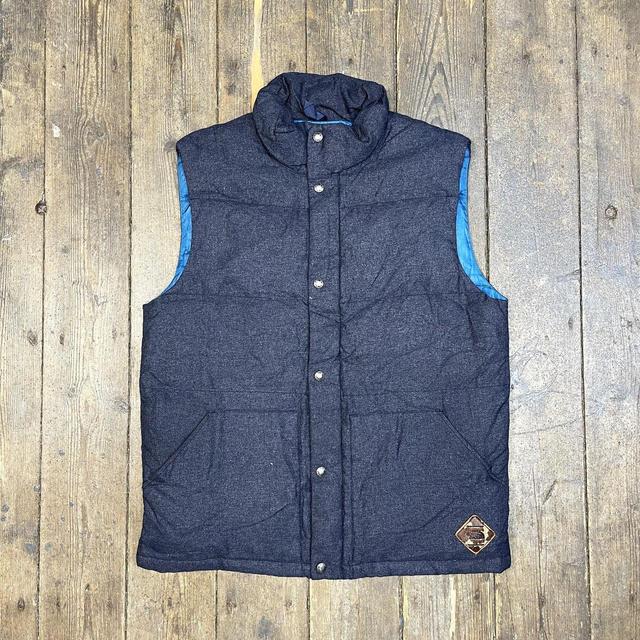 The North Face Men's Gilet - Blue - M on Productcaster.