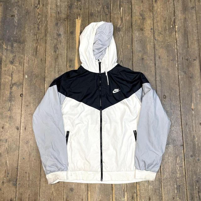 Nike Women's Jacket - White - XXL on Productcaster.