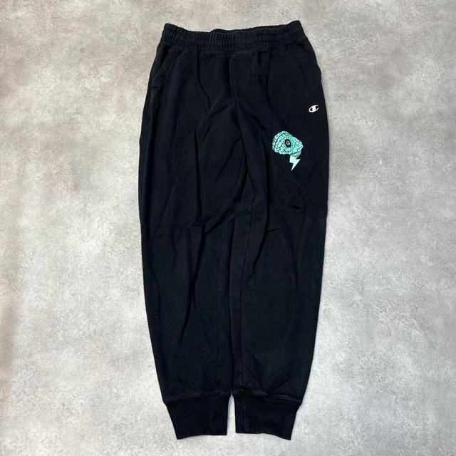 Champion Men's Sweatpants - Black - M on Productcaster.