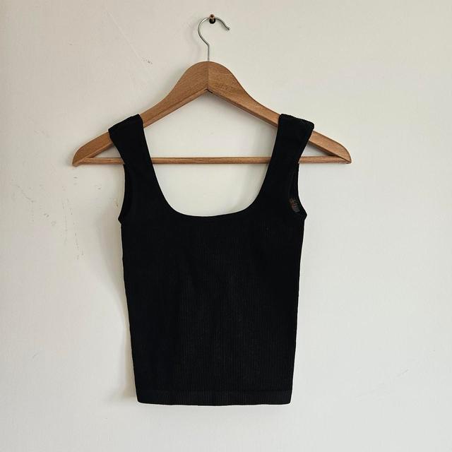 Urban Outfitters Women's T-shirt - Black - 8 on Productcaster.