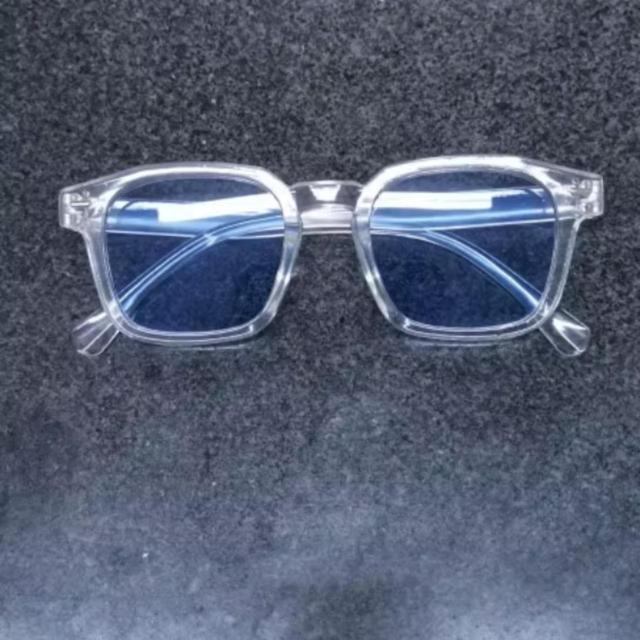 Vintage Women's Square Sunglasses - Multi on Productcaster.