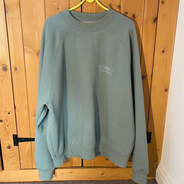 Essentials Men's Jumper - Green - L on Productcaster.