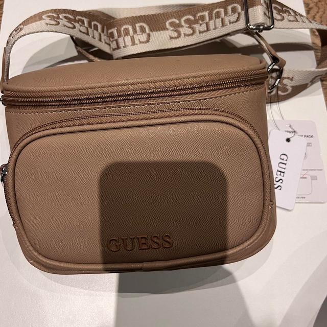 Guess Women's Crossbody bags - Brown/Tan on Productcaster.