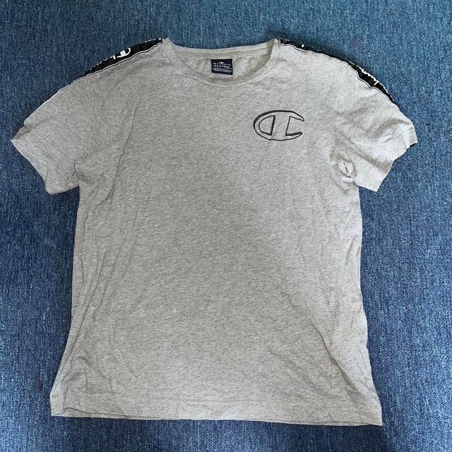 Champion Men's T-shirt - Grey - S on Productcaster.