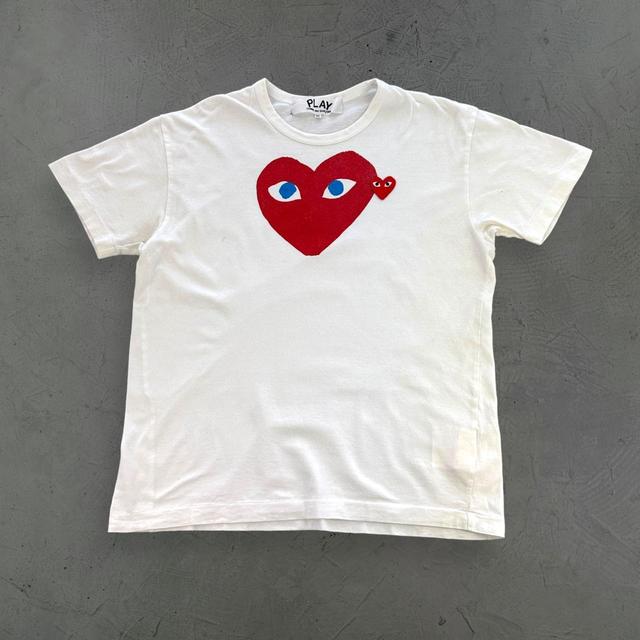 Comme des Garçons Play Men's T-shirt - White - L on Productcaster.