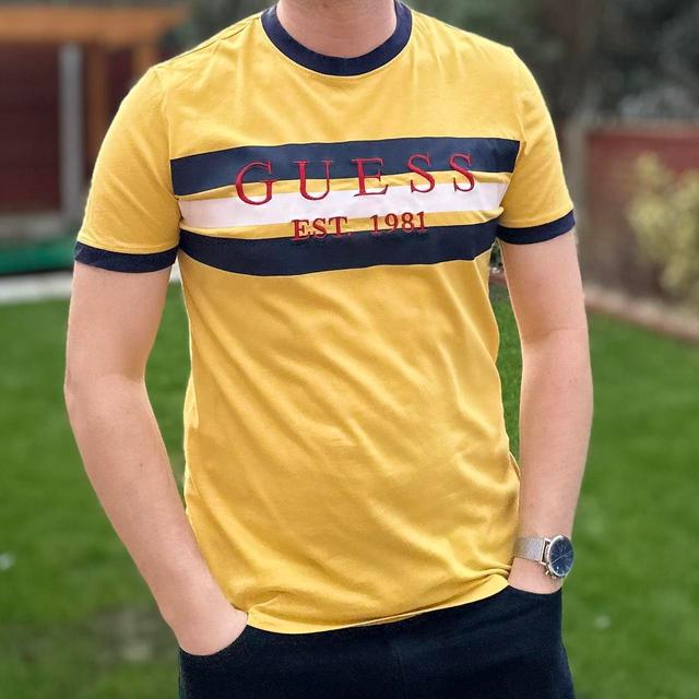 Guess Men's T-shirt - Yellow - L on Productcaster.