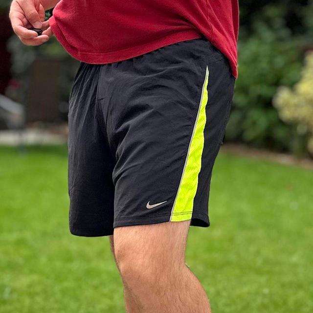 Nike Men's Shorts - Black/Yellow - XL on Productcaster.