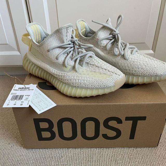 Yeezy Women's Trainers - Cream - UK 7 on Productcaster.