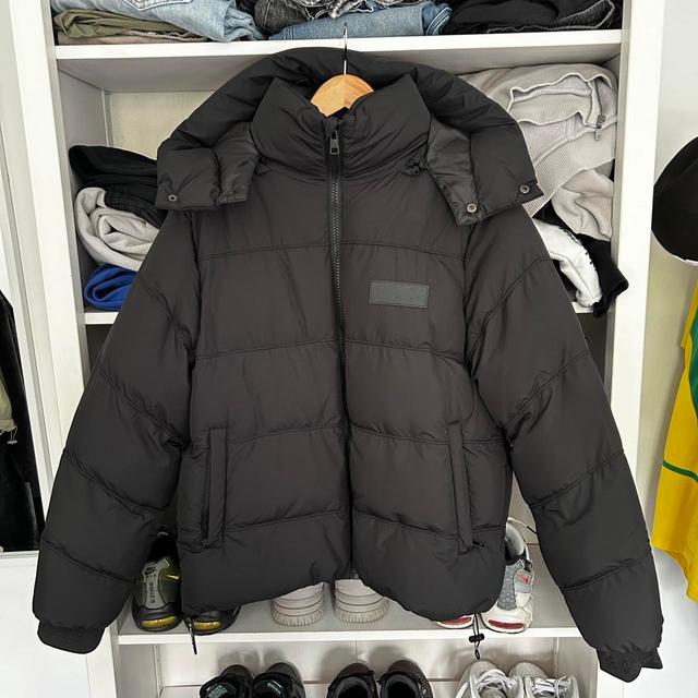 The Couture Club Men's Puffer Jacket - Black - M on Productcaster.