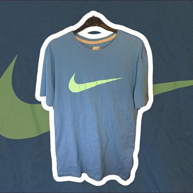 Nike Men's T-shirt - Blue - L on Productcaster.