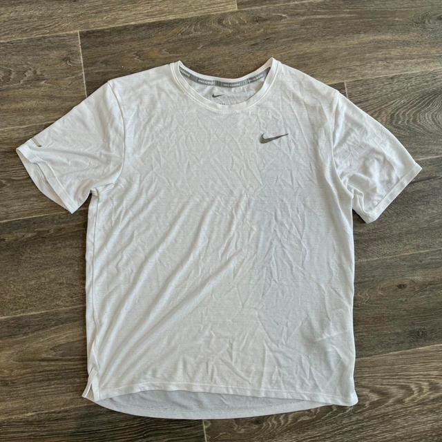 Nike Men's T-shirt - White - S on Productcaster.