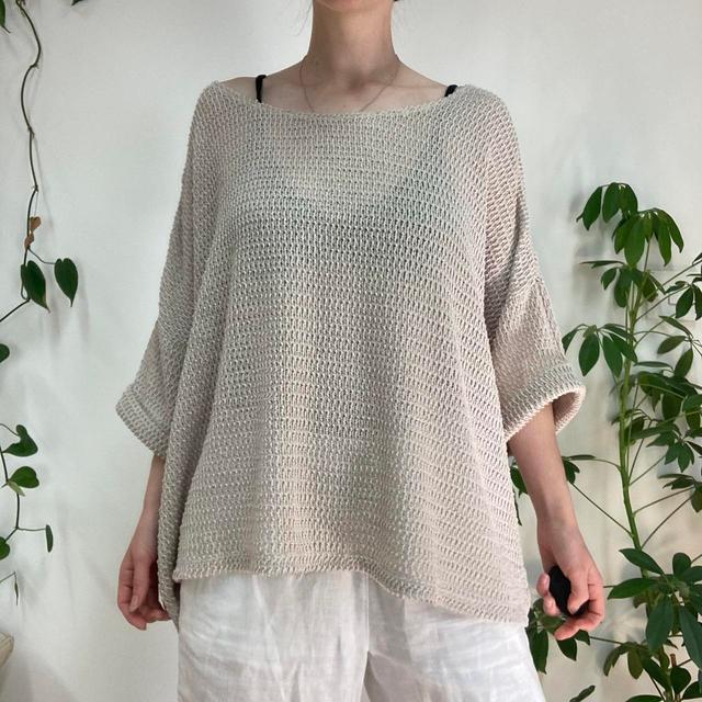 H&M Women's Jumper - Cream/Tan - M on Productcaster.