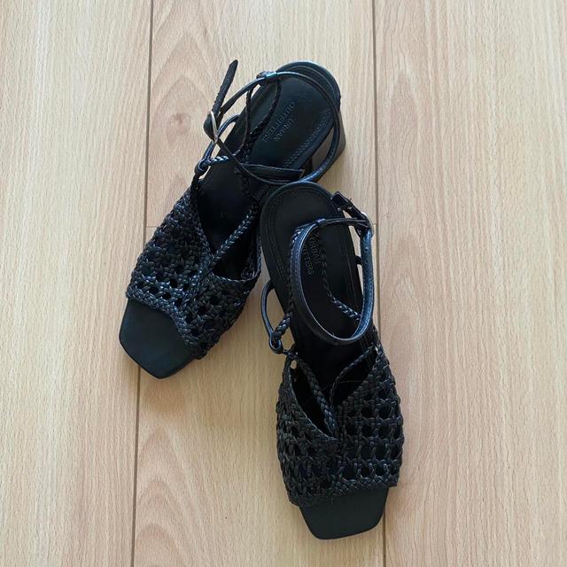 Urban Outfitters Women's Sandals - Black - UK 7 on Productcaster.