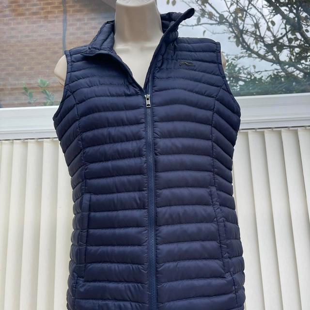 KJUS Women's Gilet - Navy/Blue - S on Productcaster.