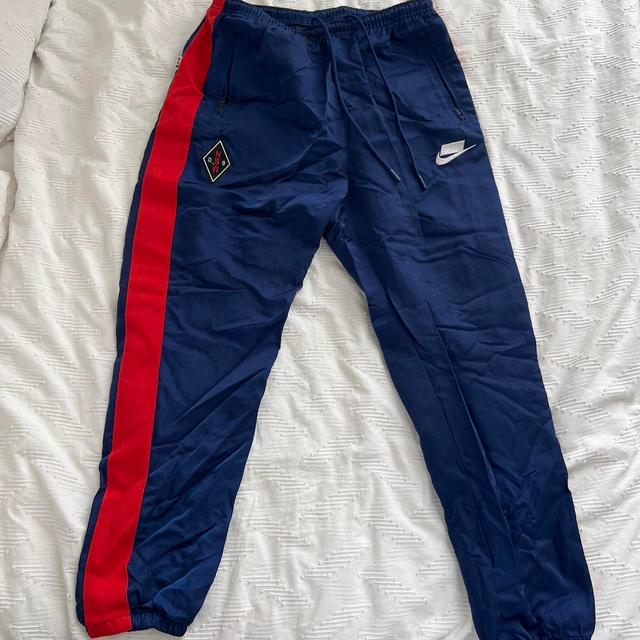 Nike Men's Sweatpants - Navy - M on Productcaster.