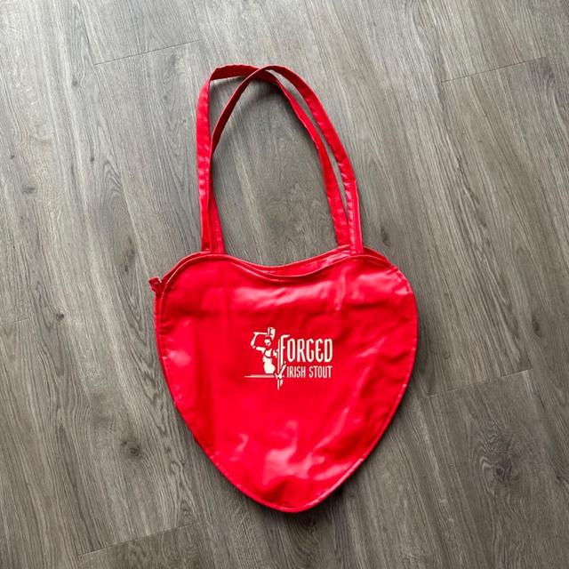 Vintage Men's Tote bags - Red on Productcaster.