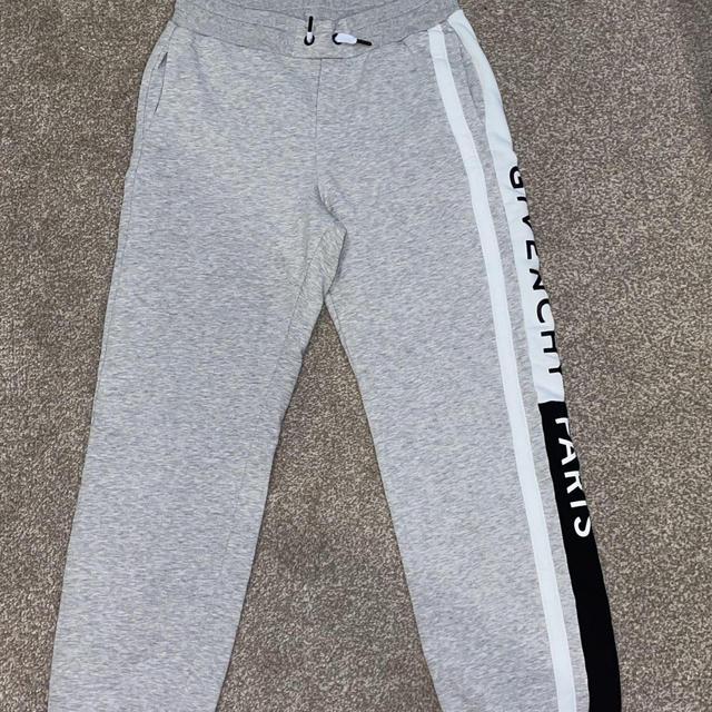 Givenchy Kids Sweatpants - Grey on Productcaster.