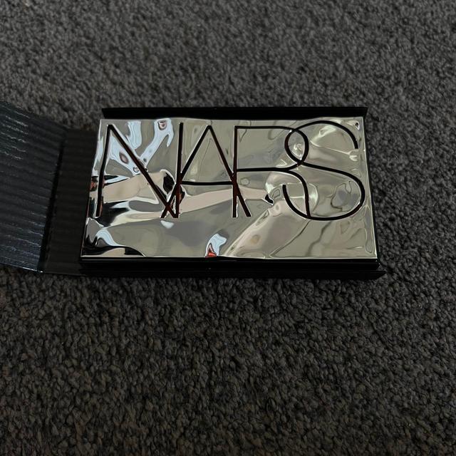 NARS Eyeshadow - Silver/Multi on Productcaster.