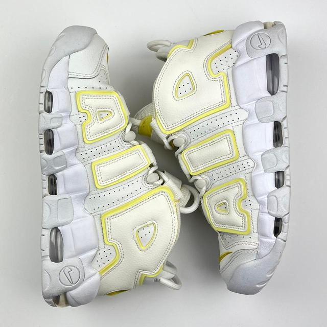 Nike Women's Trainers - White/Yellow - UK 5 on Productcaster.