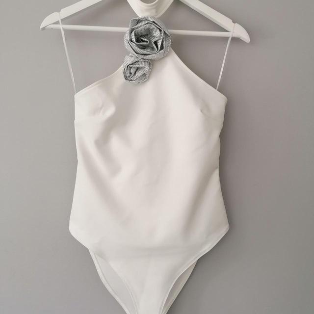 Zara Women's Bodysuit - White/Silver - M on Productcaster.