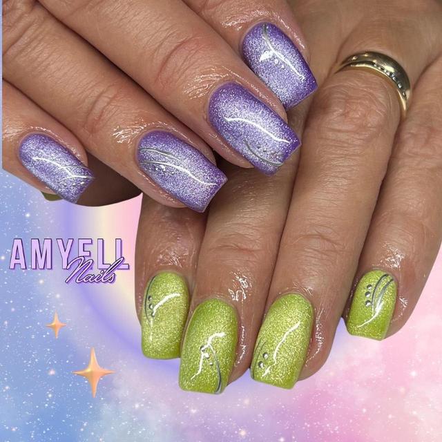 Custom False nails - Green/Multi on Productcaster.