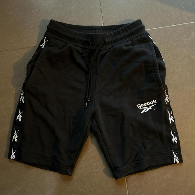 Reebok Men's Shorts - Black - XS on Productcaster.