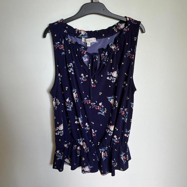 Oasis Women's Top - Navy/Multi - 10 on Productcaster.