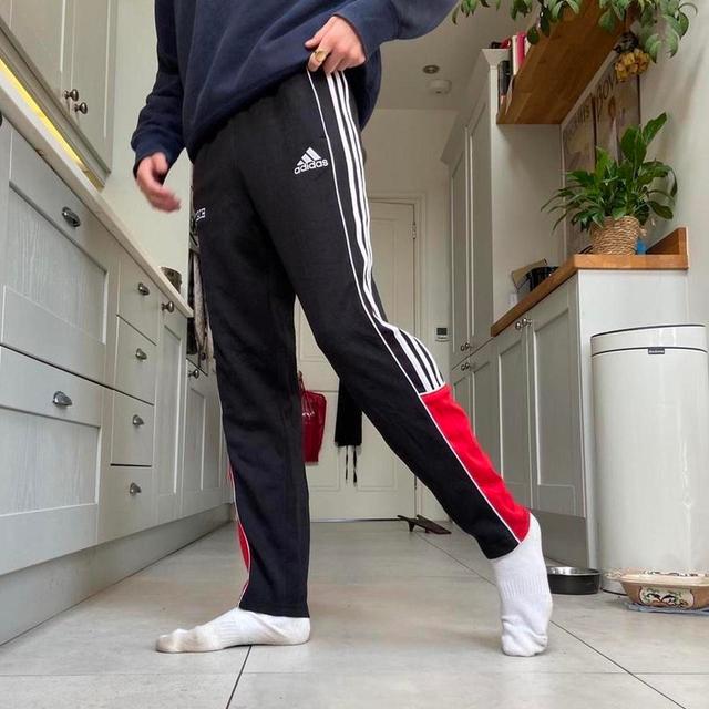 Adidas Men's Sweatpants - Black - M on Productcaster.