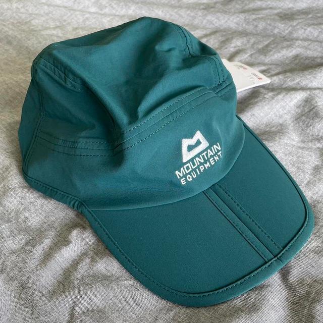 Mountain Equipment Women's Caps - Green on Productcaster.