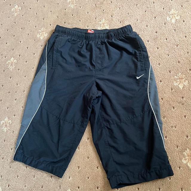 Nike Men's Shorts - Black - L on Productcaster.