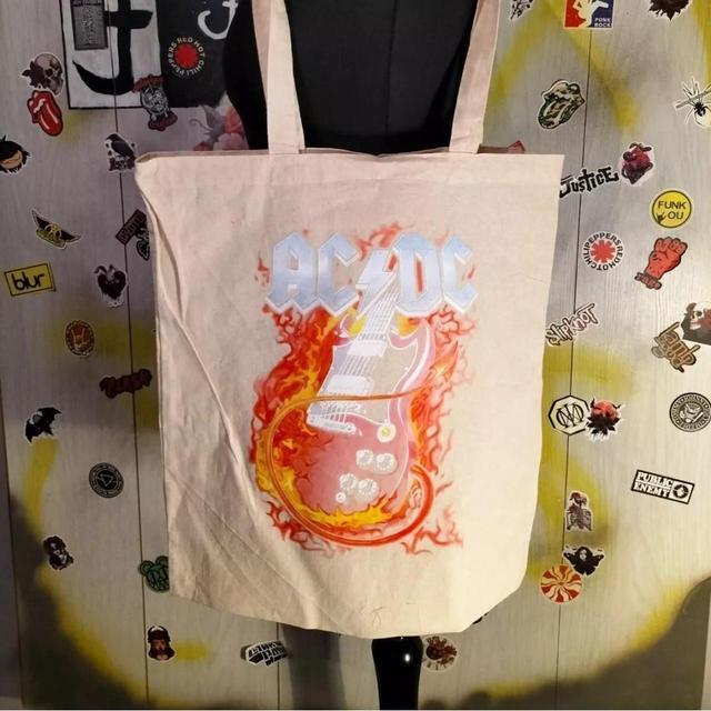 Music Legs Women's Tote bags - Cream/Red on Productcaster.