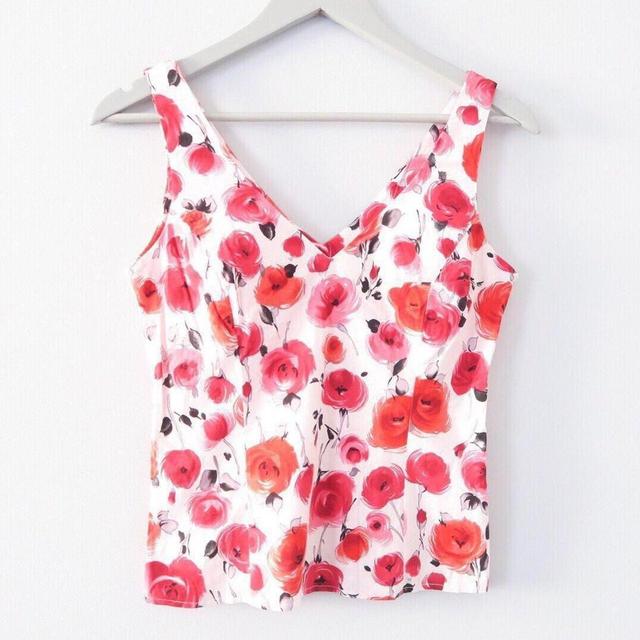 Pink Rose Women's Vest - White - S on Productcaster.