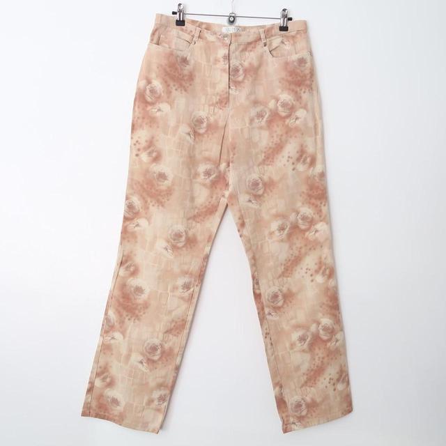 Vintage Women's High waisted Jeans - Tan - 31" on Productcaster.