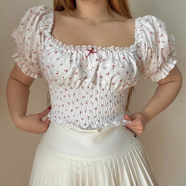 Handmade Women's Crop top - White - XS on Productcaster.