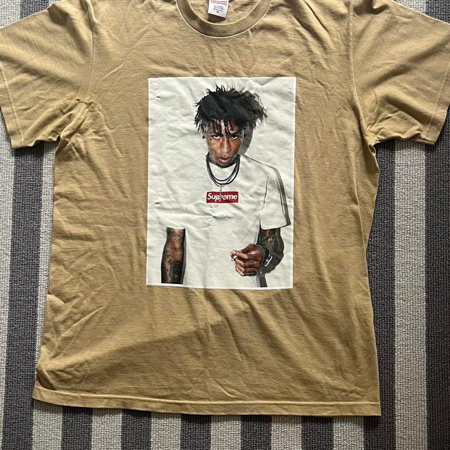 Supreme Men's T-shirt - Tan/Cream - M on Productcaster.