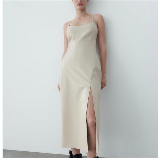 Zara Women's A-line Dress - Cream - M on Productcaster.