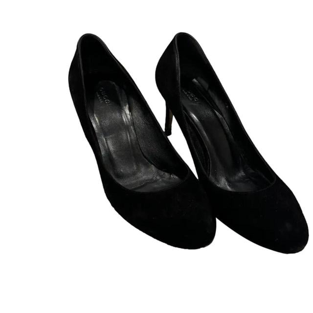 Gucci Women's Courts - Black - UK 6 on Productcaster.