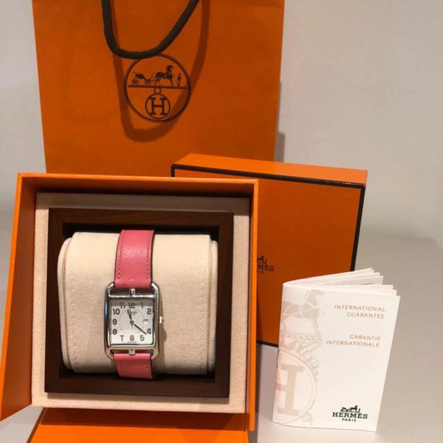 Hermes Women's Digital Watch - Pink on Productcaster.