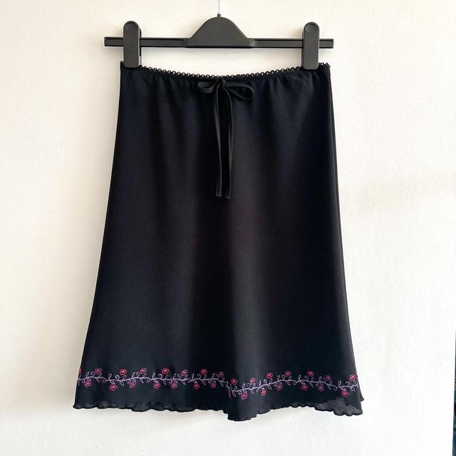 Topshop Women's Skirt - Black/Pink - UK 10 on Productcaster.