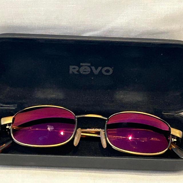 Revo Women's Square Sunglasses - Purple on Productcaster.