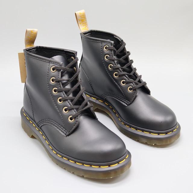 Dr. Martens Women's Ankle Boots - Black - UK 5 on Productcaster.