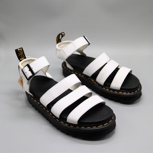 Dr. Martens Women's Sandals - White - UK 6 on Productcaster.