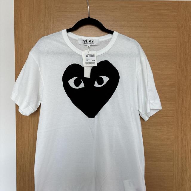 Comme des Garçons Play Men's T-shirt - White - L on Productcaster.