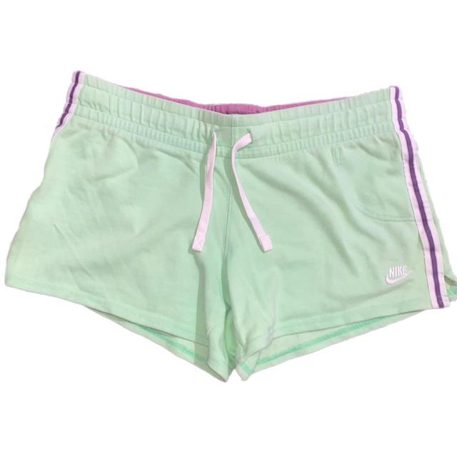 Nike Women's Shorts - Green - S on Productcaster.