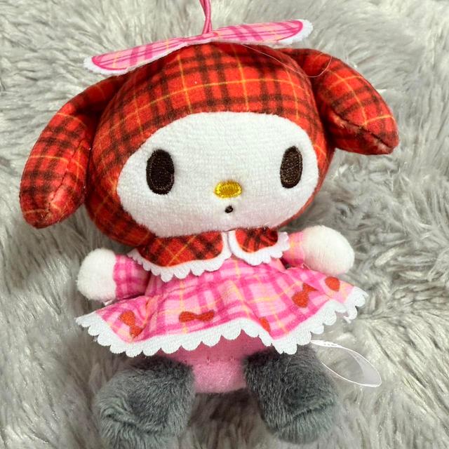 Sanrio Collectible - Red/Pink on Productcaster.