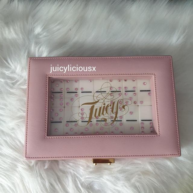 Juicy Couture Puzzle - White/Pink on Productcaster.